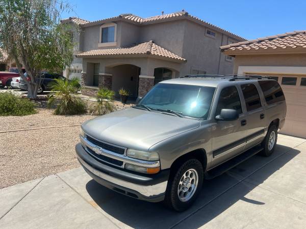 2003 chevy suburban Ls 5.3 L V8 - $4,500 (Peoria)63616949649665121