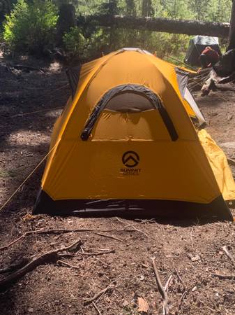 The North Face tienda de campaña para 4 estaciones, para 3 personas, impermeable - $900 en tienda - $450 (Granite Falls)63471462646913124