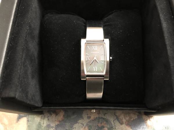 Women's Brand New Tourneau Watch Pic Added 1