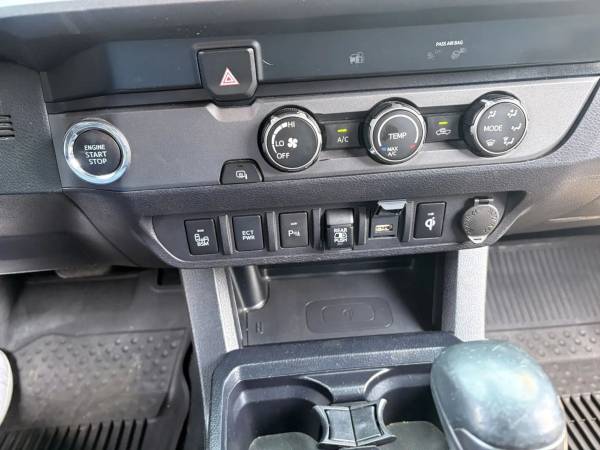 2020 Toyota Tacoma TRD SPORT - Photo 15