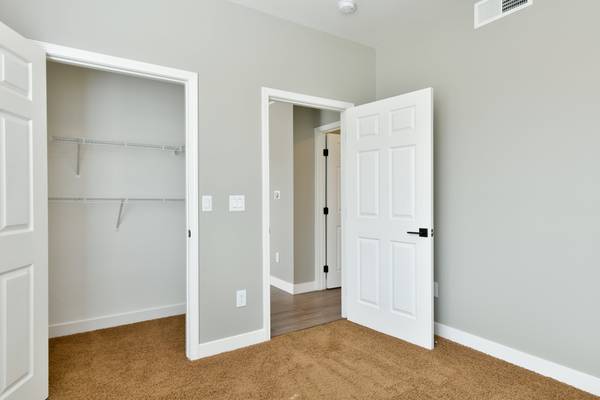$3,078 / 2br - 974ft2 - 2 dormitorios, armarios empotrados, en Dublin (dublin / pleasanton / livermore)63667994622337123