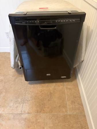 Maytag Dishwasher 1