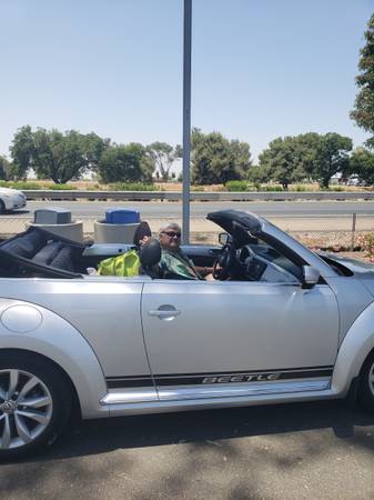 VW New Beetle Convertible - $14,700 (Westport)63622804608769120