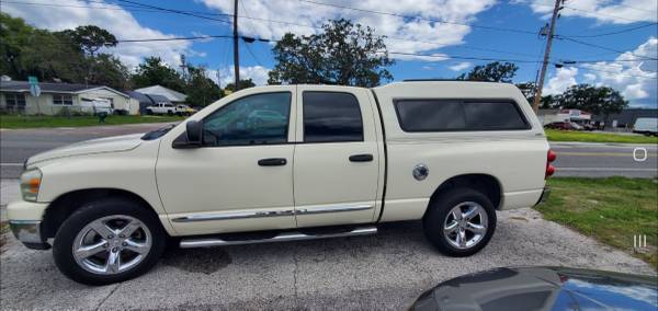 2008 DODGE RAM 1500 ,V8,4 DOOR,WITH TOPPER - $9,299 (HOLIDAY)63470261502849123