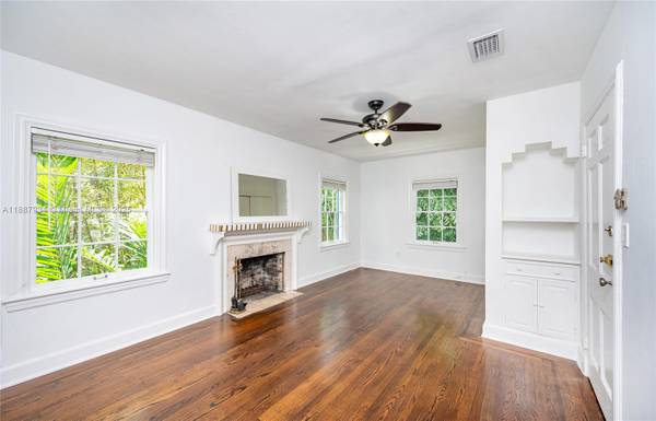 $6,000 / 2br - Fabulous 2 bed 1 bath House for rent in Grove #3569 (Coconut Grove)64002012540291120