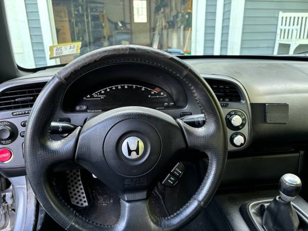 2002 Honda S2000 - $18,500 (Middlebury)63622676809731123