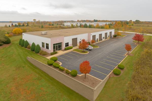 $4,250 🔥 Modern Office + Warehouse for Rent | 4,743 Sq Ft | Move-In Ready! (Crete IL)64201211966209120