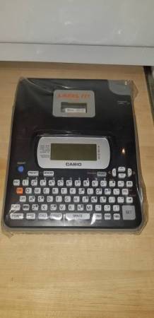 CASIO Label It! KL-820 EZ Label Printer 1
