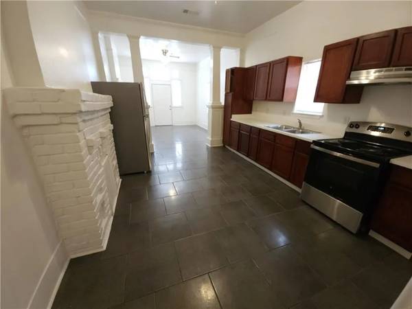 $1600.00 / 3br - 1000ft2 - 8403 Apricot St  - Cómodo y Tranquilo63903649549827124
