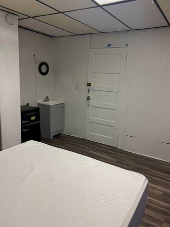 $900 / 1br - Room for rent (Belmar, New Jersey)63667080718339123