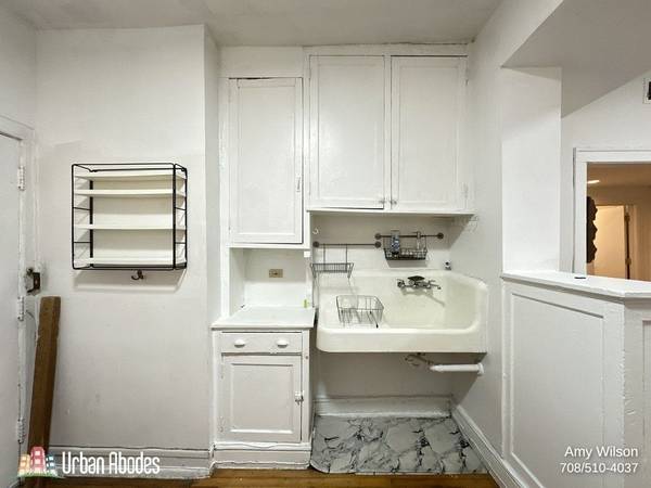 $2,182 / 3br - 1100ft2 - Appealing 3 Bedroom, 1 Bath in Palmer Square, Available: Now (Palmer Square)63918294985218124