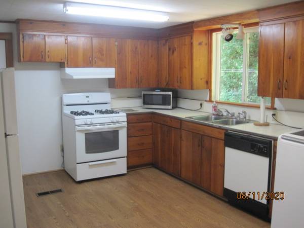 $2,500 / 1br - 1000ft2 - Ranch House (Lyme)63932060016771122