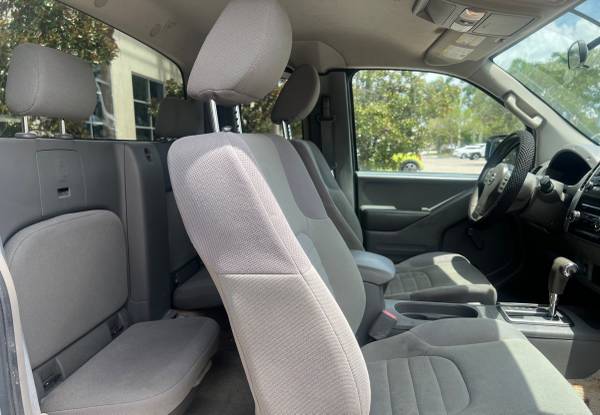 Camioneta pickup 2016 Nissan Frontier King Cab - $9.200 (Largo)63443453427969124