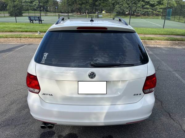 2010 Volkswagen Jetta SportWagen - Priced to Sell Quickly - $4,700 (Ashburn, VA)63435122038659121