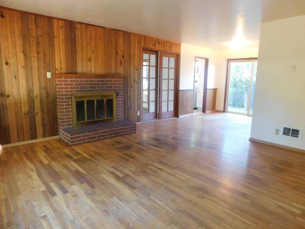 $2,495 / 3br - 1586ft2 - Spacious 3/Bedroom-1-1/2Bathroom Home In Frendly The Area (Eugene)63977278256002121
