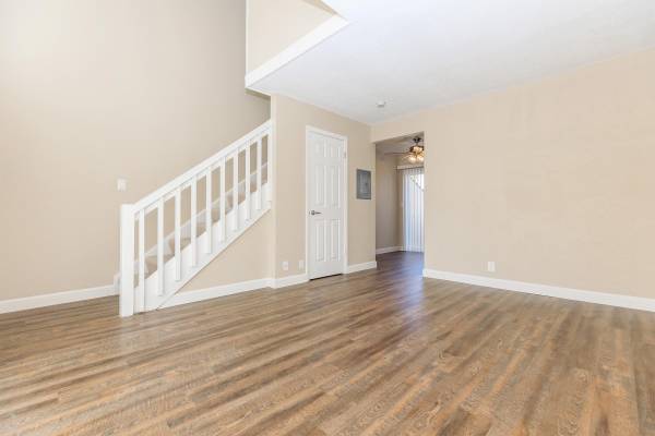 $2,160 / 1br - 662ft2 - Mirrored Closet Doors, 1BD 1BA, In Pleasant Hill (concord / pleasant hill / martinez)63686103286913122