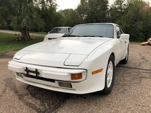 1987 Porsche 944 1