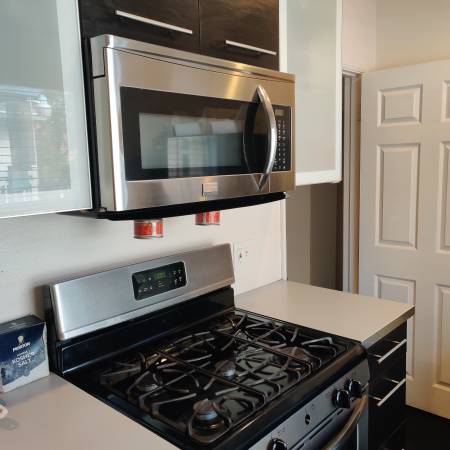 $995 / 5br - Furnished Room - Cortez Hill Near Balboa Park & Little Italy (San Diego)64037223773313123