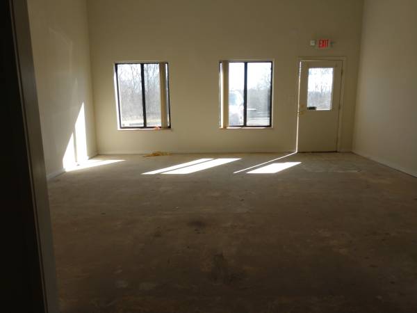 Storage Space/WorkShop/Light Industrial 1