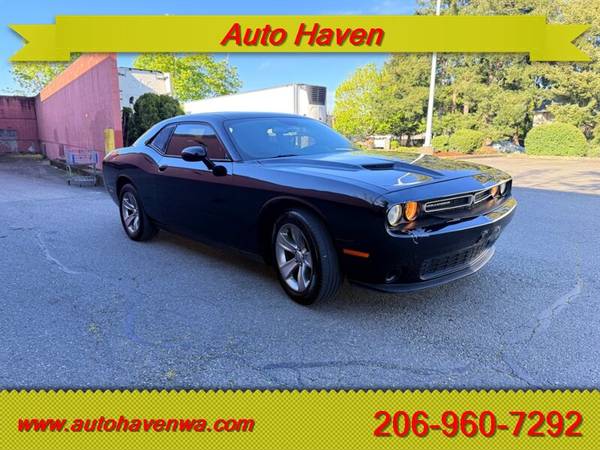 2015 Dodge Challenger SXT - $9,50063623005528833121