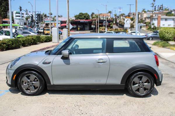 2022 MINI Hardtop 2 Door Cooper S - $21,990 (+ Caseys Cars Inc - Drive Home Quality Today!)63436937143171121