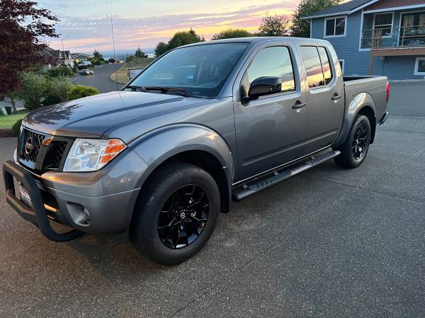 2020 Nissan Frontier SV 4x4 Midnight Edition - $23,500 (Aberdeen)63617398432259120