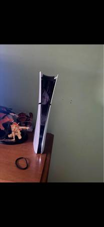 Ps5 hardly used 1