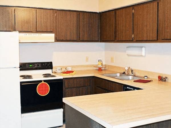 Pool, 2/bd, In Beavercreek 1