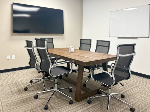 $39 $39/hour Book a Professional meeting space at an affordable price. (Portland)63820909364097121