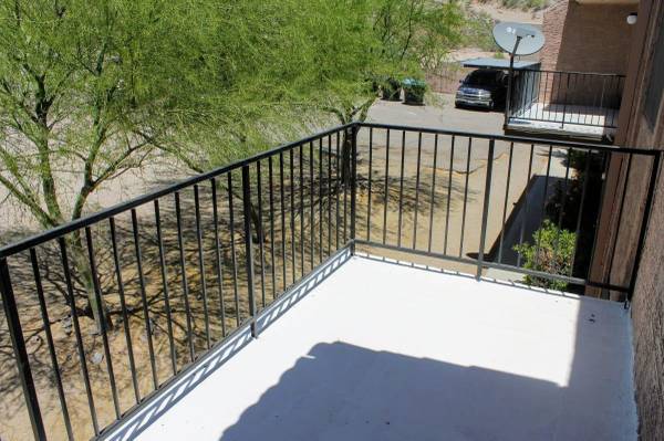 $1,350 / 2br - 933ft2 - Private Balcony, Full Appliance Package, Large Capacity Water Heater (Wickenburg)64024821403137124