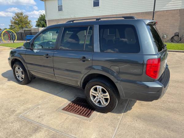 2004 Honda Pilot EX Un solo dueño - $4,500 (Cypress)63622315267841122