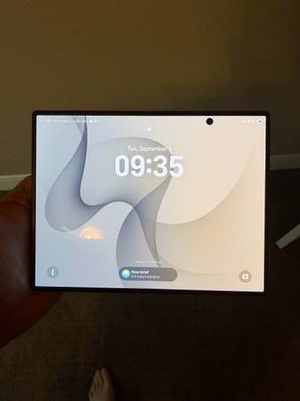 Samsung Z Fold 8 1
