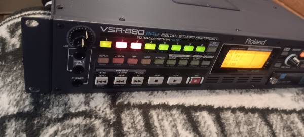 Roland　VSR-880　2U　レコーダー Roland - VSR-880 | Digital Studio Recorder