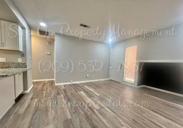 $1,495 / 2br - 840ft2 - 89 O'Hara - 2 Bed 1 Bath w/ Water, Sewer & Trash Included w/ Rent! (Sonora)63952103700226122