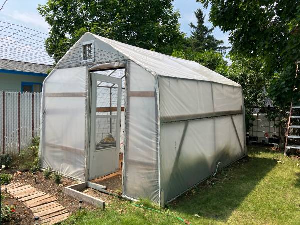 Medium sized Custom Greenhouse 1