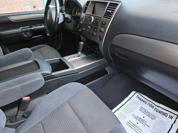 2009 Nissan Armada LE 8 pasajeros - $3.950 (Nueva York)63469895467651124