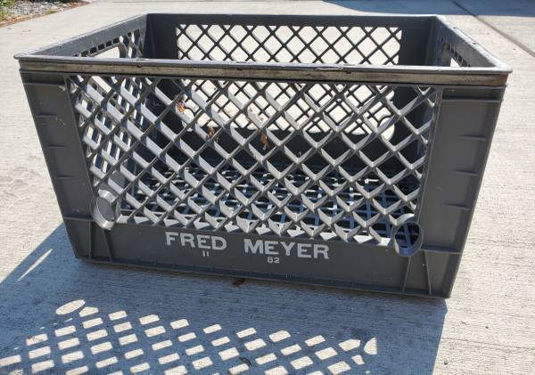 Vintage  Dairy Milk Crate 1982 1