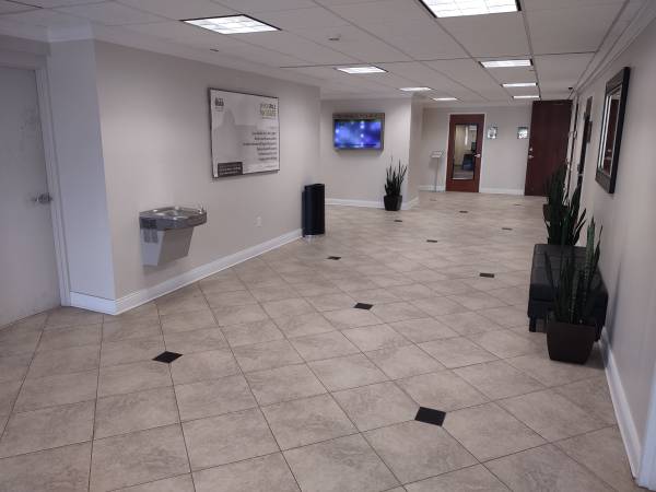 $420 / 144ft2 - 🏷️💲 10% OFF YOUR FIRST 3 MONTHS RENT! 💲🏷️ (Largo)63772428516995124