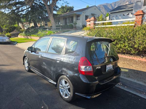 2008 Honda Fit - $3,200 (La Crescenta)63470043998211123