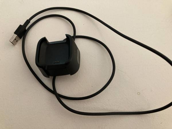 Fitbit Versa Gen 1 Charger -Free 1
