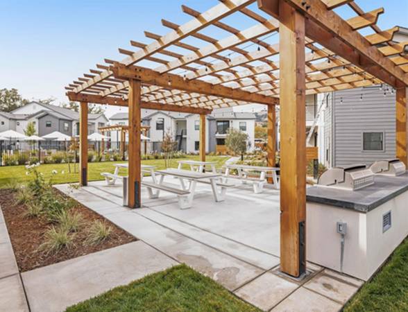 $3,095 / 2br - Larkfield 2B - Gabinetes de Cierre Suave, Área de Lounge Exterior, Lavadora y Secadora en Unidad (Larkfield / Santa Rosa)63813613442433122