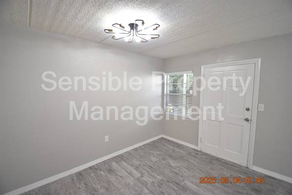 $1,645 / 2br - 1028ft2 - 306 Danube Ave #1 ~ LOCATION, LOCATION, LOCATION ~ updated, cozy, (DAVIS ISLANDS)63991086017283122