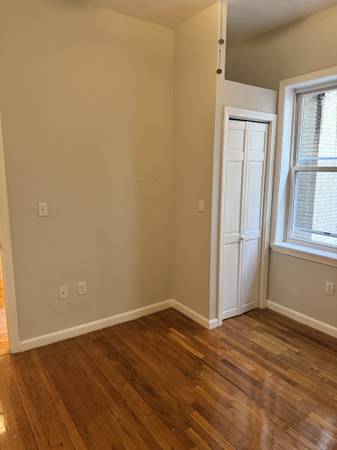 $3,750 / 3br - Allston 3 Bed/1 Bath | Commonwealth Ave (Allston)64295205421955124