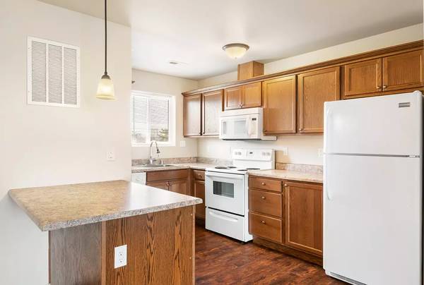 $1,788 / 3br - 1200ft2 - ¡Diga hola a un alquiler más bajo – y a su nuevo hogar! 3 habitaciones, 2 baños! (Kennewick)63624213873665121