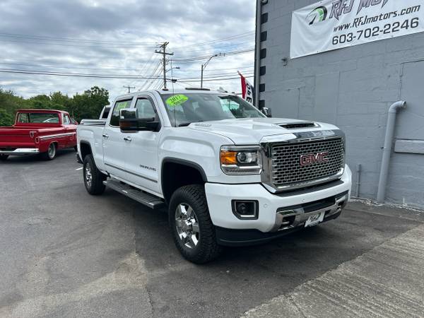 2017 GMC Sierra 3500HD Denali Crew Cab 4WD - $42,944 (Plaistow, NH)63622676789123121