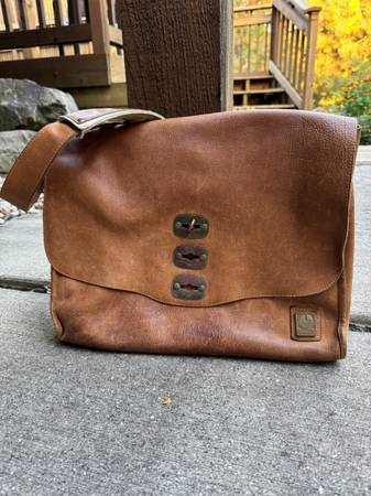 Belstaff Leather Messenger bag 1