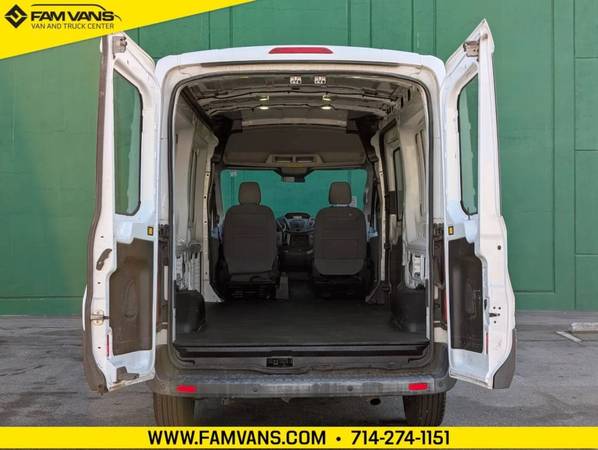 2017 Ford Transit 250 Van - Photo 11