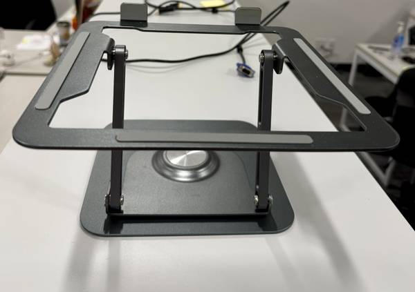 Laptop Stand 1