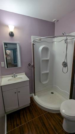 $1,100 / 1br - Renta Cuarto En Canoga Park (Canoga Park)63470384582017123