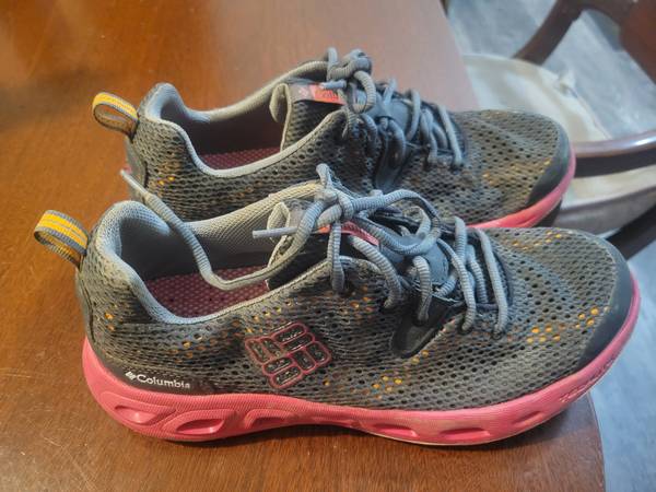 Columbia All Terrian Shoes Size 10 1